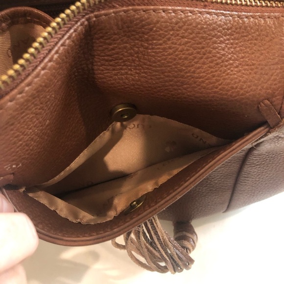 Lucky Brand brown pebbles leather shoulder/crossbody bag with tassel  pockets - Picture 3 of 16